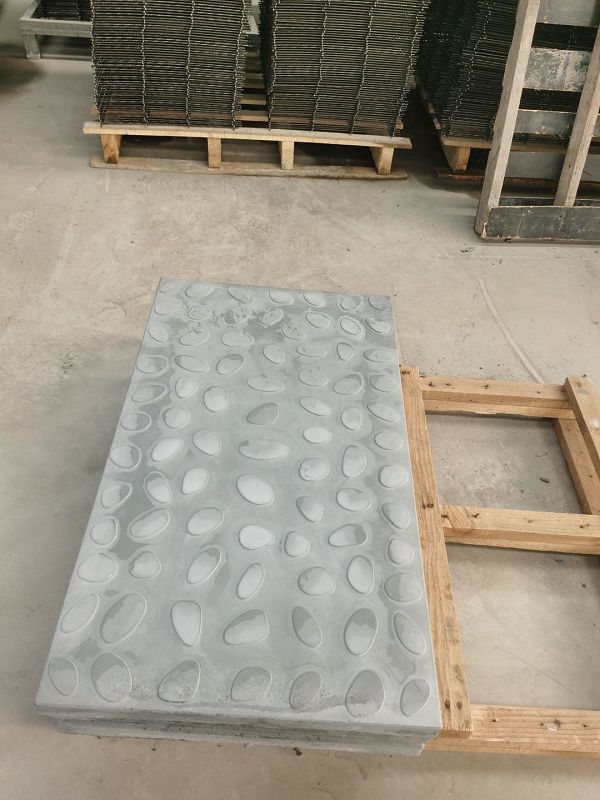 RPC蓋板和復合材料的蓋板區(qū)別