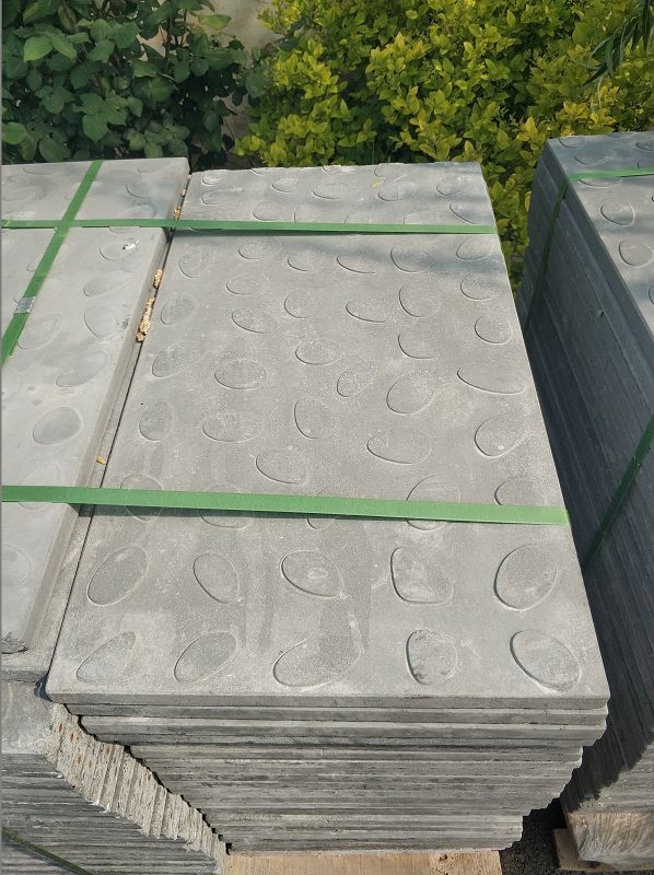 有機(jī)復(fù)合電纜溝蓋板是什么材質(zhì)？